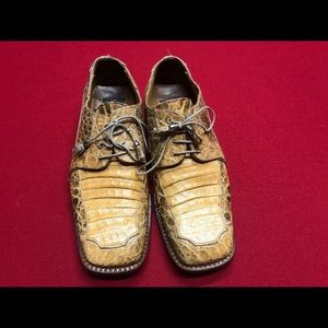 Exotic men’s shoes and belts